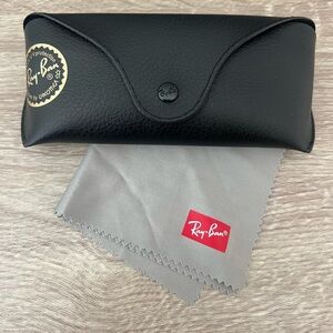 Ray-Ban Black Glasses Case with Gray Cloth